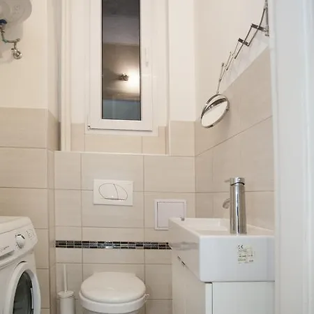 Eliza Studio In The Center Apartment Budapest